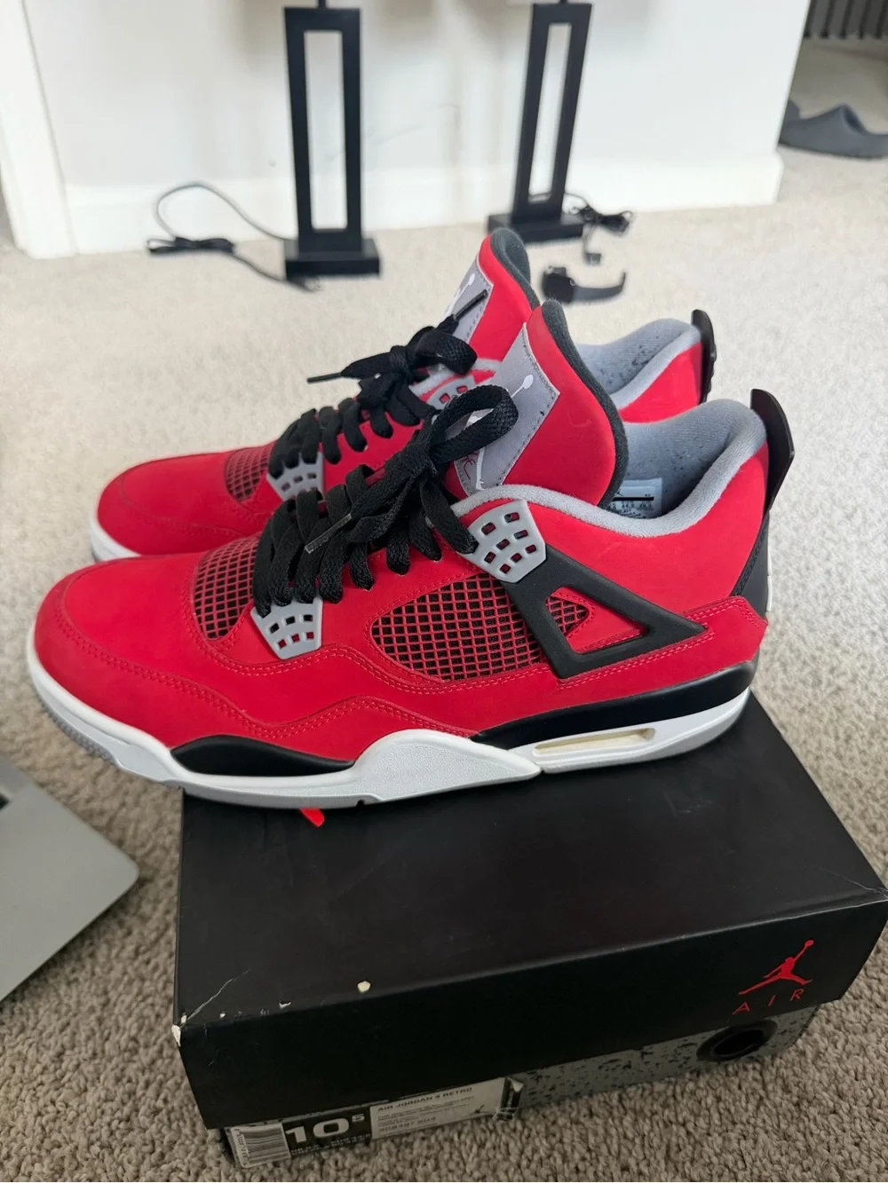 Jordan 4 Retro Toro Bravo 2013 Size 10.5 men
